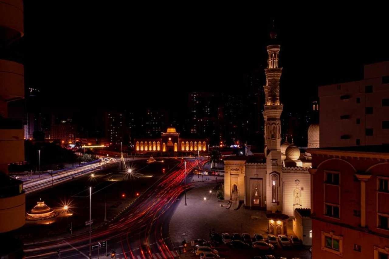 Sharjah Plaza Hotel Exteriör bild
